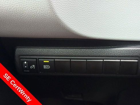 Used 2025 Toyota Corolla SE FWD image 29