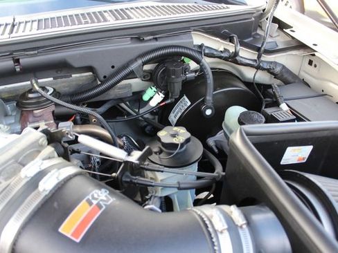 Used 2004 Ford F150 Lightning image 29