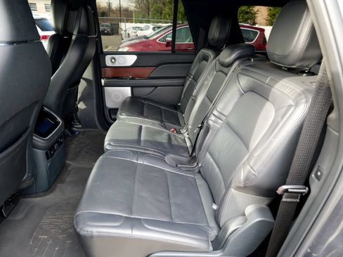 Used 2023 Lincoln Navigator L Reserve AWD/4WD image 26