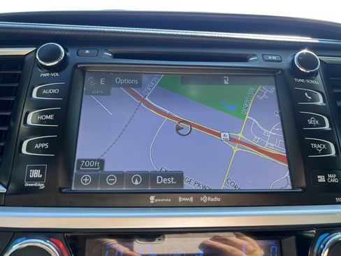 Used 2016 Toyota Highlander Limited image 34