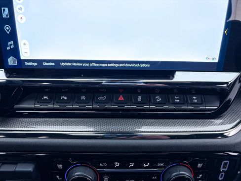 Used 2024 Chevrolet Silverado 1500 ZR2 w/ Technology Package image 25