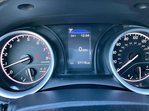 Used 2024 Toyota Camry LE image 19