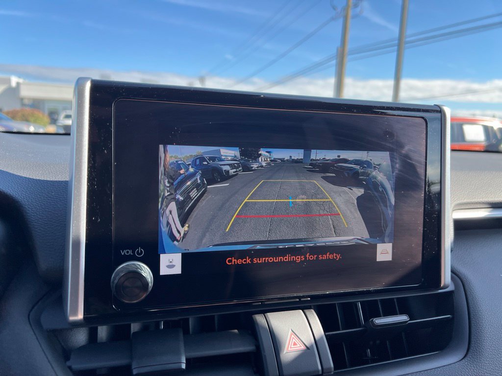Used 2023 Toyota RAV4 AWD Hybrid image 14