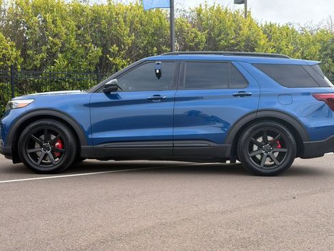 Used 2021 Ford Explorer ST w/ Equipment Group 401A image 7