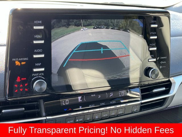Used 2022 Toyota Sienna XLE FWD image 34