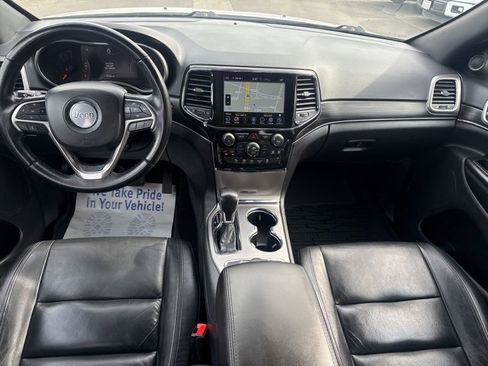 Used 2022 Jeep Grand Cherokee Limited image 24