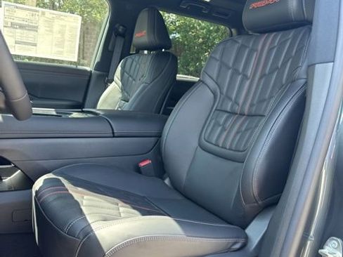 New 2025 Nissan Armada PRO-4X w/ Pro-4X Premium Package image 19