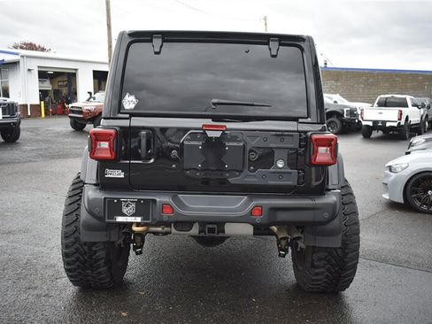 Used 2024 Jeep Wrangler Unlimited Rubicon 392 image 4