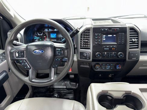 Used 2022 Ford F250 XL w/ Power Equipment Group image 15