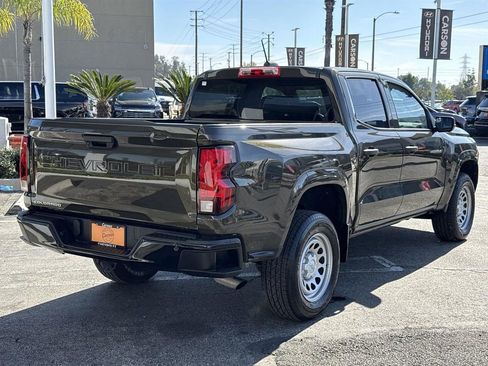 Used 2023 Chevrolet Colorado W/T image 3