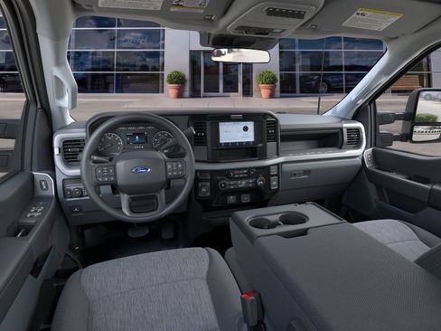 New 2026 Ford F250 XL w/ STX Appearance Package AWD/4WD image 11