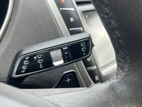 Used 2019 Lincoln Nautilus FWD image 13