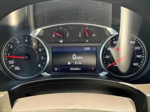 Used 2023 GMC Terrain AT4 AWD/4WD image 14