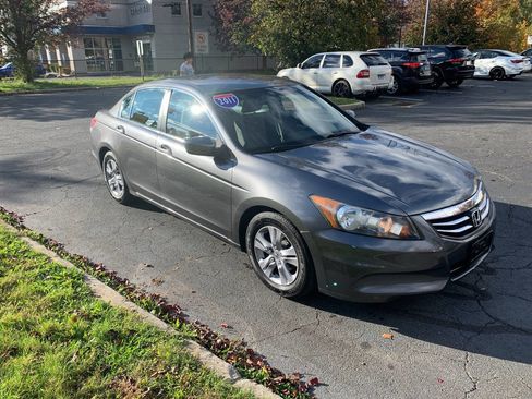 Used 2011 Honda Accord LX-P image 1