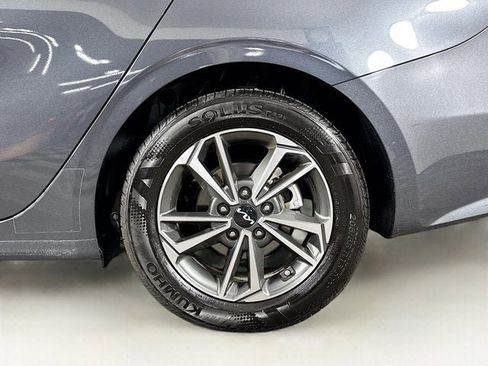 Certified 2023 Kia Forte LXS image 30