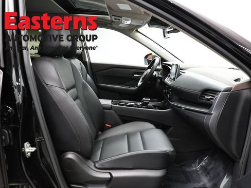 Used 2023 Nissan Rogue SV w/ SV Premium B Package AWD/4WD image 24