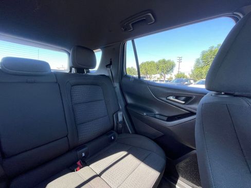 Used 2025 Chevrolet Equinox LT image 37