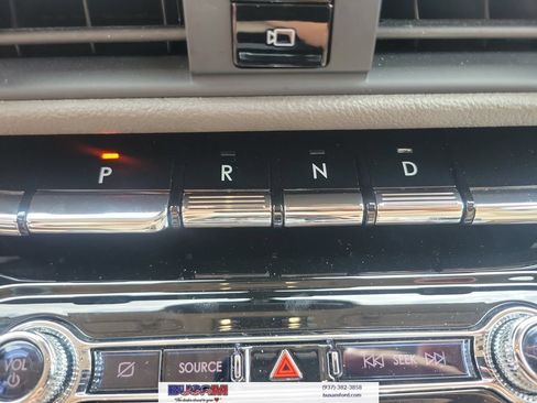 Used 2022 Lincoln Corsair AWD w/ Premium Package image 23