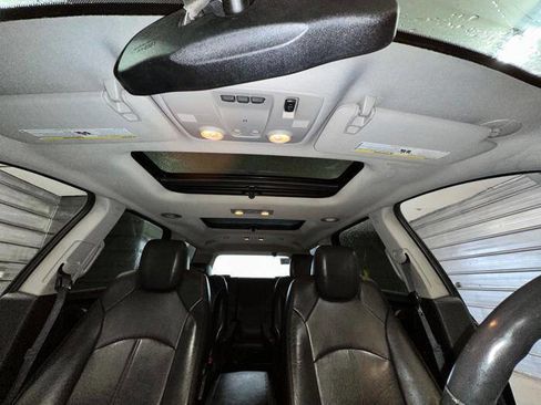 Used 2011 GMC Acadia SLT AWD/4WD image 33