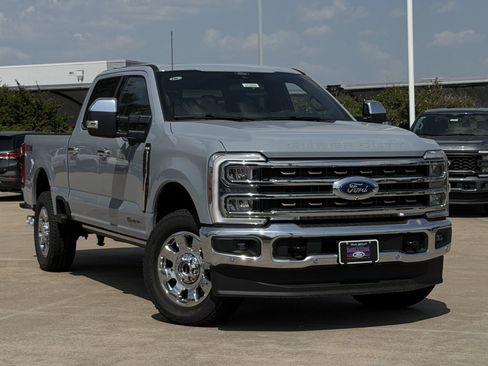 New 2026 Ford F250 King Ranch w/ Chrome Package AWD/4WD image 2