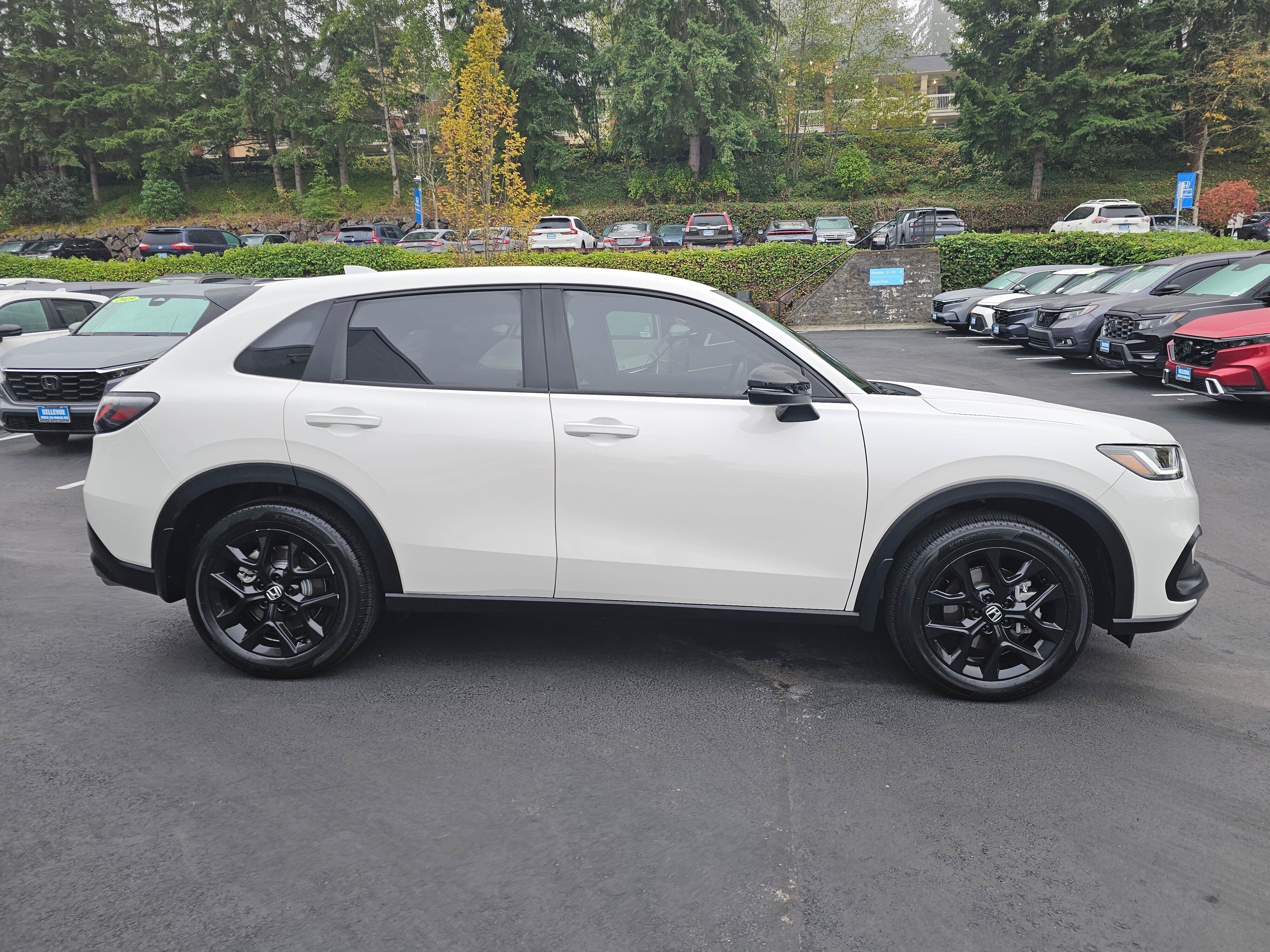 Certified 2025 Honda HR-V Sport image 8