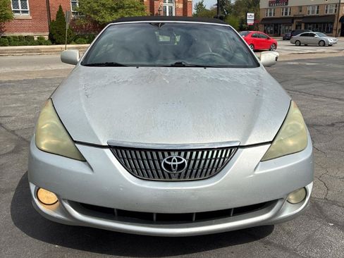 Used 2005 Toyota Solara SE FWD image 2