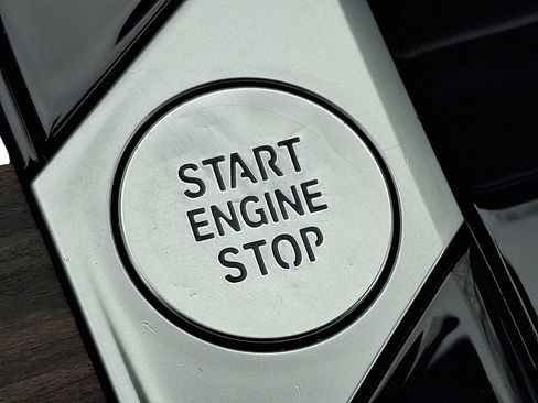 Used 2024 BMW X5 xDrive40i w/ Premium Package image 25