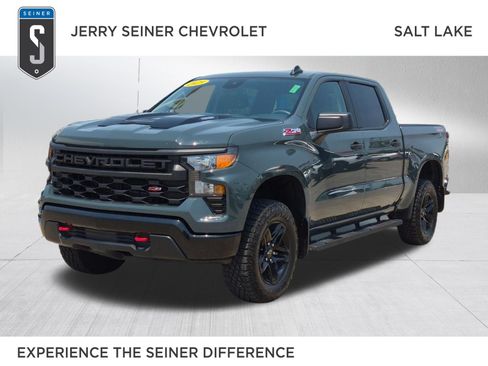 Used 2025 Chevrolet Silverado 1500 Custom Trail Boss AWD/4WD image 1