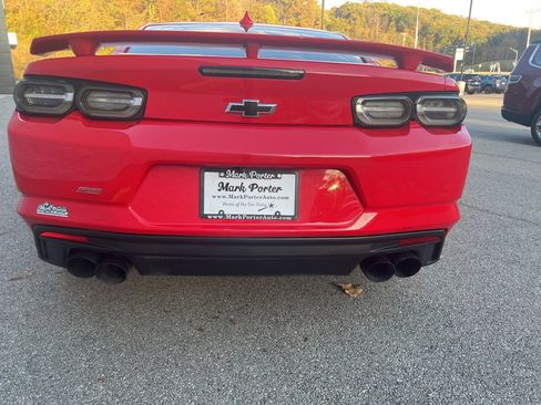 Used 2020 Chevrolet Camaro SS image 10