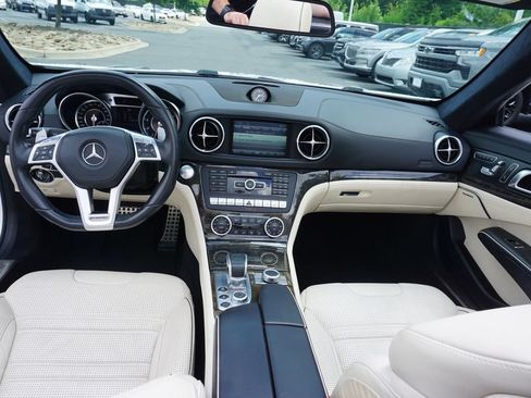 Used 2014 Mercedes-Benz SL 63 AMG image 27