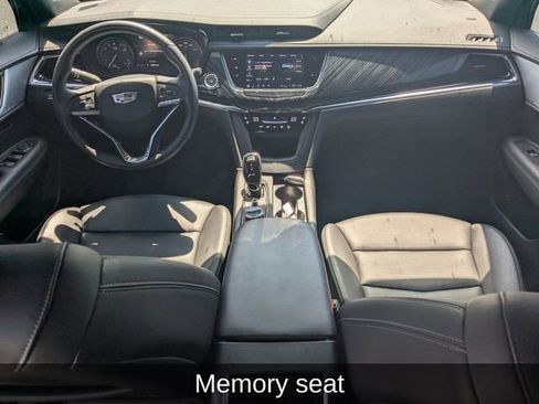 Used 2023 Cadillac XT6 Premium Luxury w/ Technology Package image 16