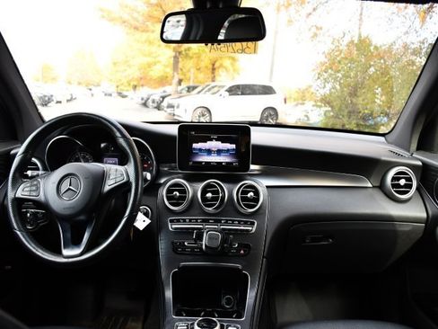 Used 2018 Mercedes-Benz GLC 300 GLC 300 image 17