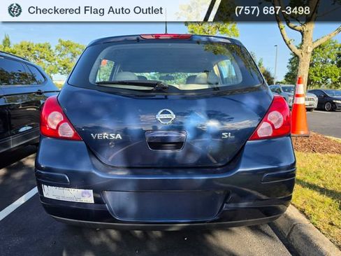 Used 2008 Nissan Versa Hatchback w/ Convenience Pkg FWD image 5
