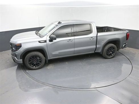 Used 2023 GMC Sierra 1500 Elevation image 33
