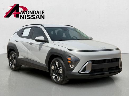 Used 2024 Hyundai Kona SEL FWD image 8
