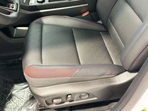 New 2026 Chevrolet Equinox RS image 17