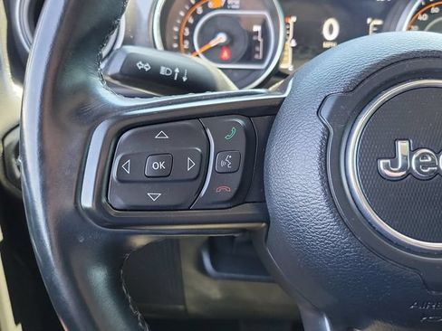 Used 2022 Jeep Wrangler Unlimited Sport AWD/4WD image 7