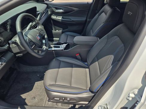 New 2026 Buick Envista Sport Touring w/ Convenience I Package FWD image 33