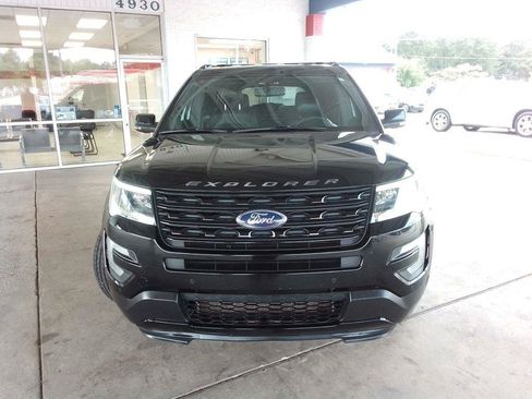 Used 2017 Ford Explorer Sport AWD/4WD image 3