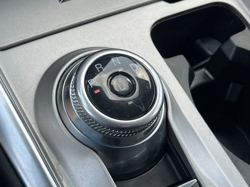 Certified 2022 Ford Explorer XLT w/ Equipment Group 202A image 24