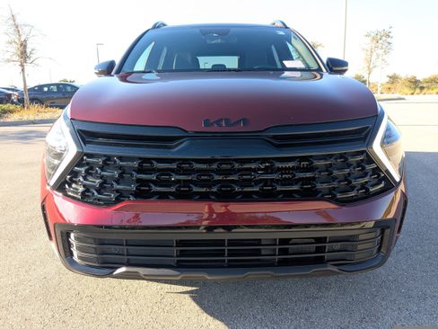 Used 2025 Kia Sportage X-Line image 10