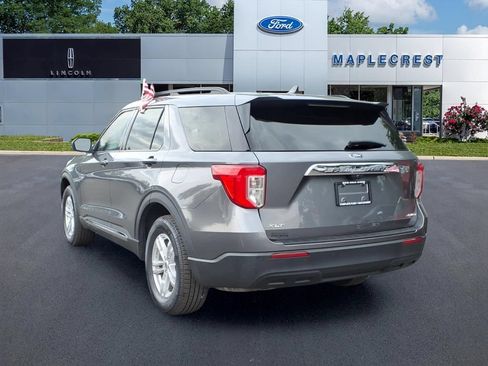 Certified 2022 Ford Explorer XLT AWD/4WD image 3