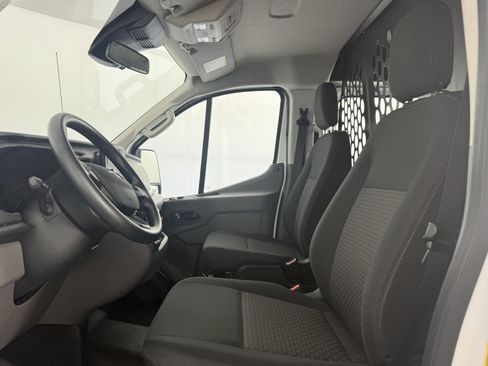 Used 2025 Ford Transit 250 Low Roof w/ Exterior Upgrade Package RWD image 15