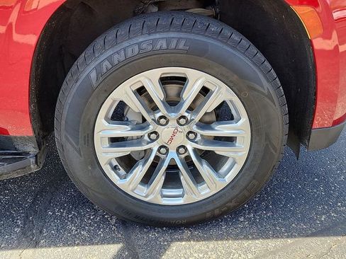 Used 2021 GMC Yukon SLT AWD/4WD image 7