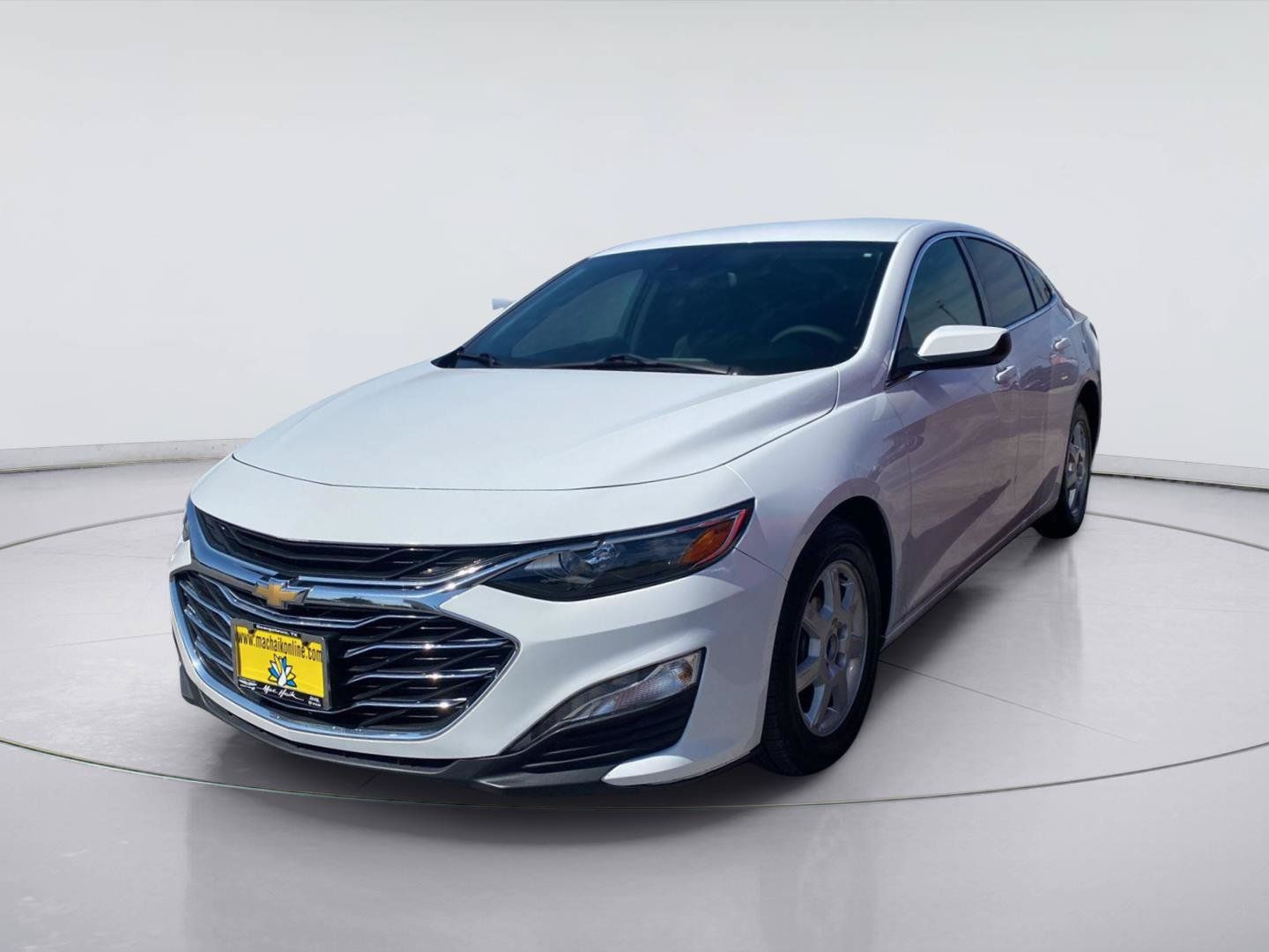 Used 2024 Chevrolet Malibu LT FWD image 1
