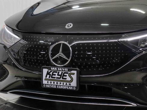 Used 2023 Mercedes-Benz EQE 500 4MATIC Sedan image 8