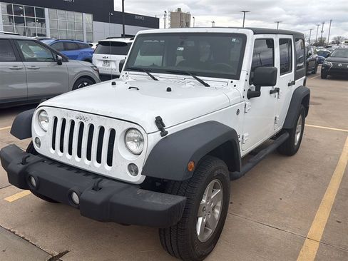 Used 2017 Jeep Wrangler Unlimited Sport w/ Quick Order Package 24S image 2