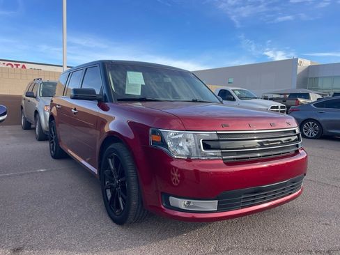 Used 2017 Ford Flex SEL w/ Equipment Group 202A image 2