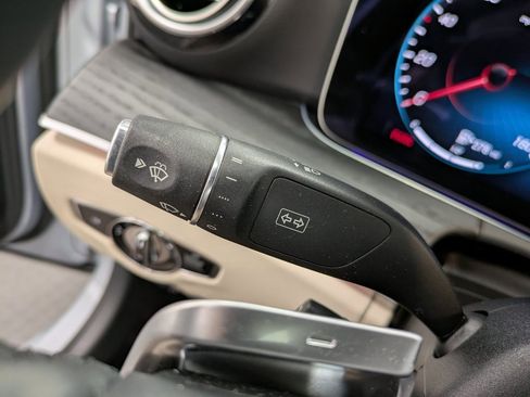 Used 2023 Mercedes-Benz E 350 4MATIC Sedan image 17