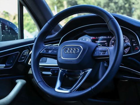 Used 2026 Audi Q7 2.0T Premium w/ Convenience Plus Package AWD/4WD image 13